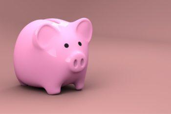 hucha rosa con forma de cerdito